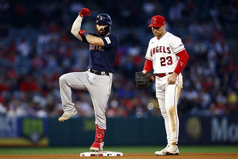 Moniak’s homer in 8th inning propels Angels to 2-1 victory over Red Sox